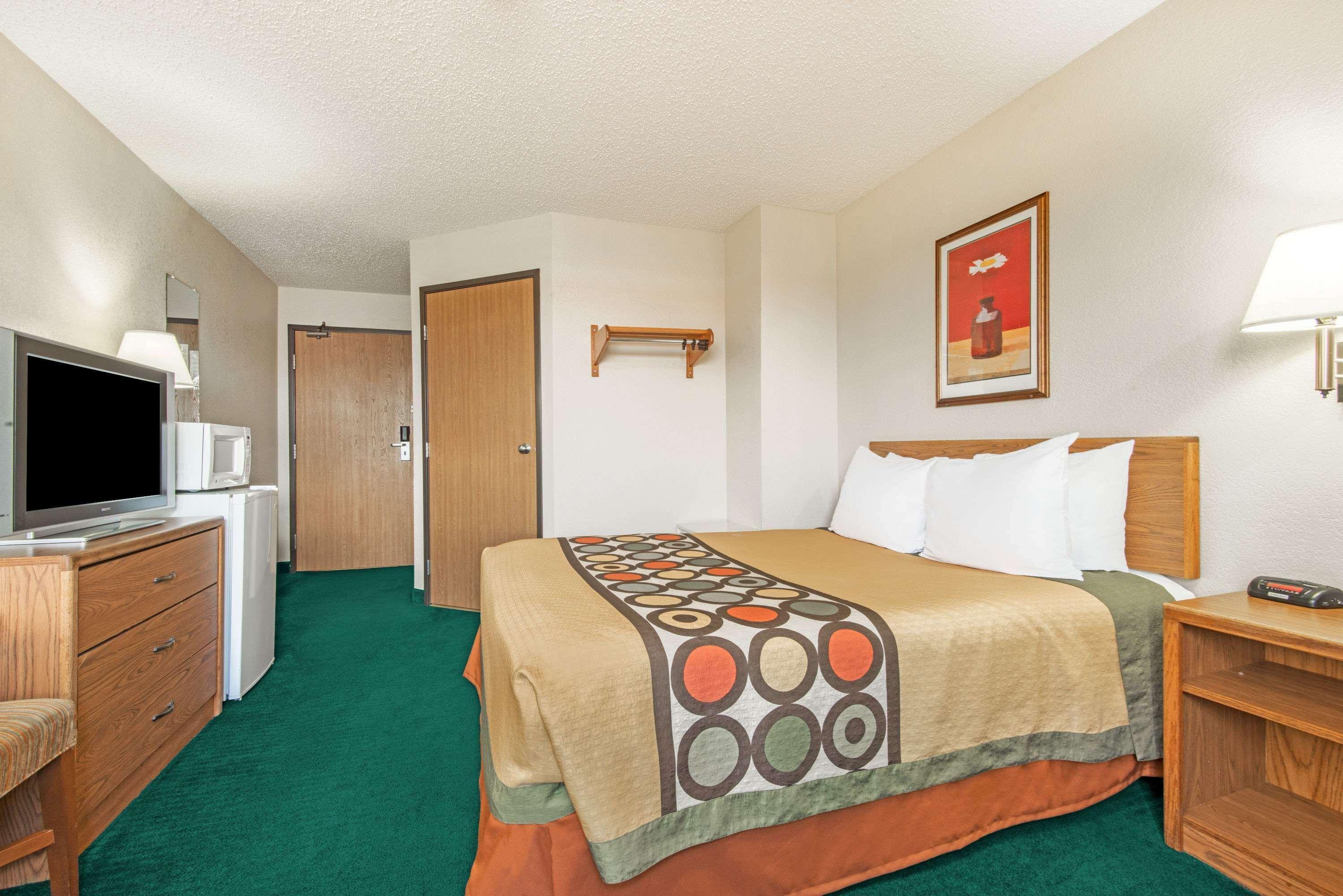 Super 8 By Wyndham Trinidad Hotel Exterior photo